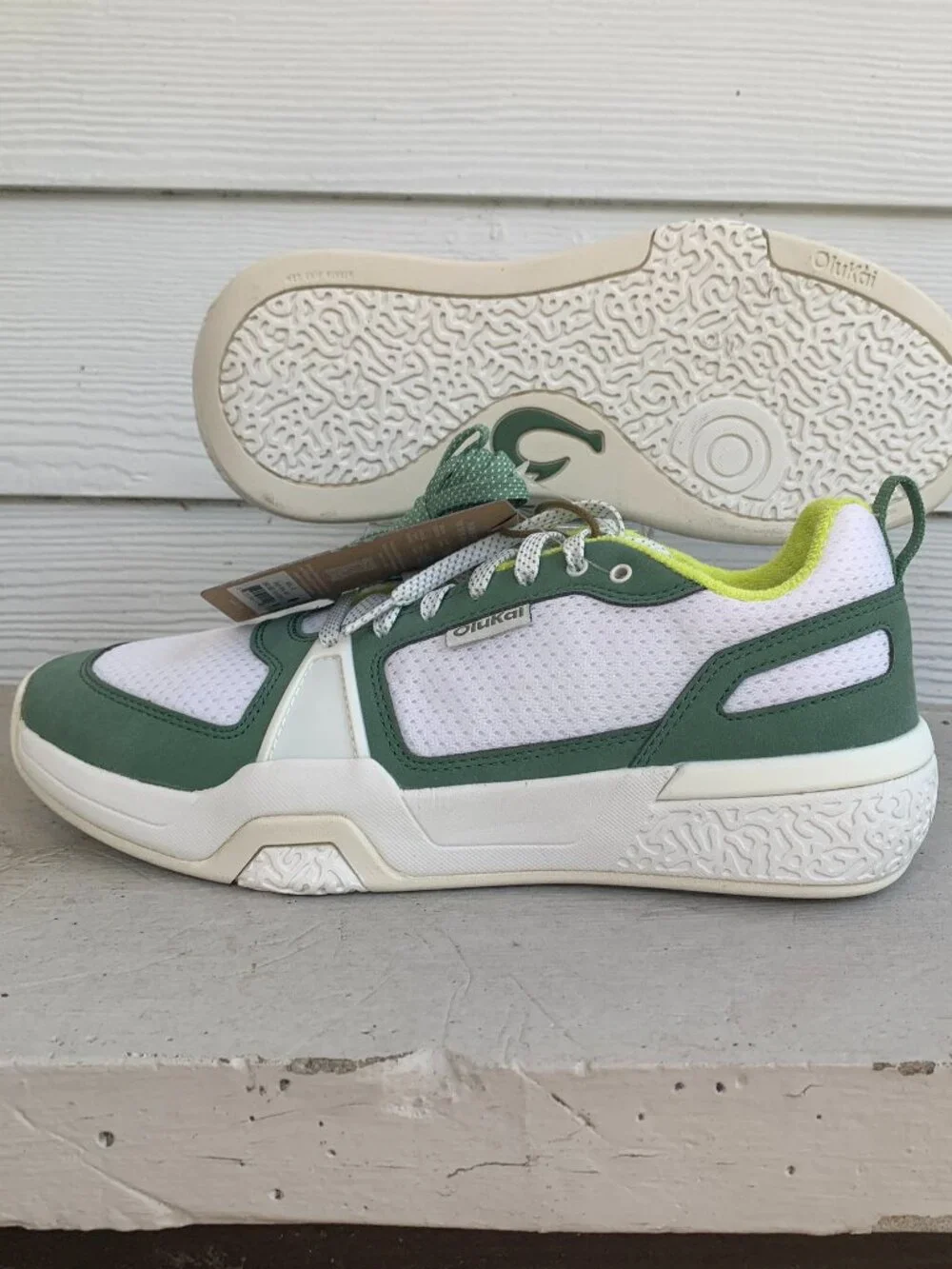 OluKai nwt men